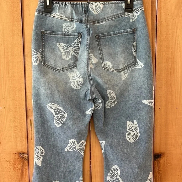 High-Rise Pull-On Flare-Bottom Jeans Size 9 - Picture 2 of 5